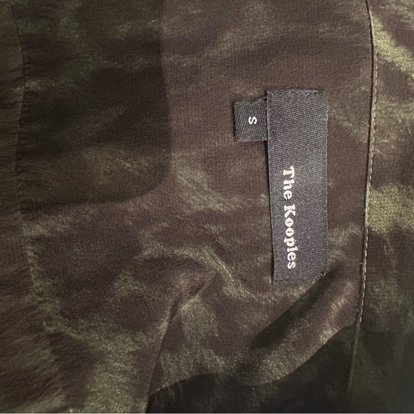 The Kooples silk blouse green animal print size small - Picture 3 of 4